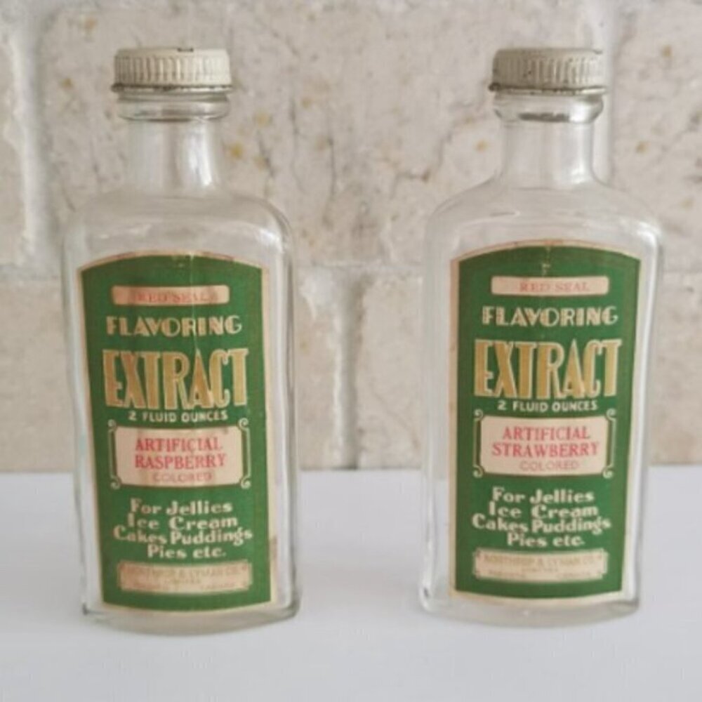 Vintage Northrop & Lyman Flavoring Extract Glass Bottles Set of 2 Empty Red Seal
